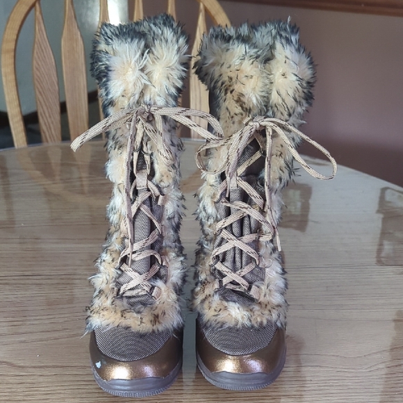 Anne Klein Brown and Cream Faux Fur Winter Boots - Picture 1 of 8